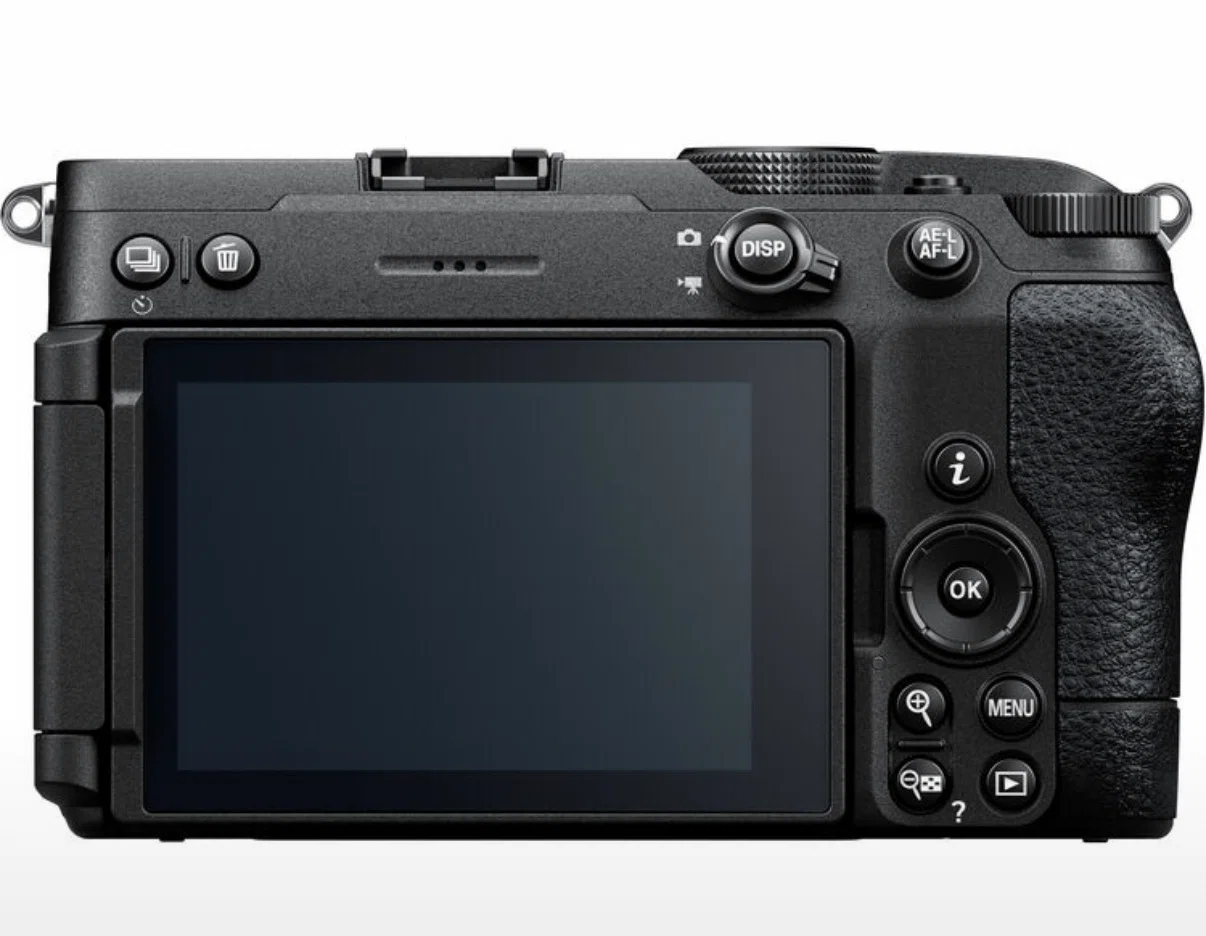 ニコンZ5ⅡC】最近の新製品（EOS R8 MarkⅡ・OM PEN）と比べて色々ダメ