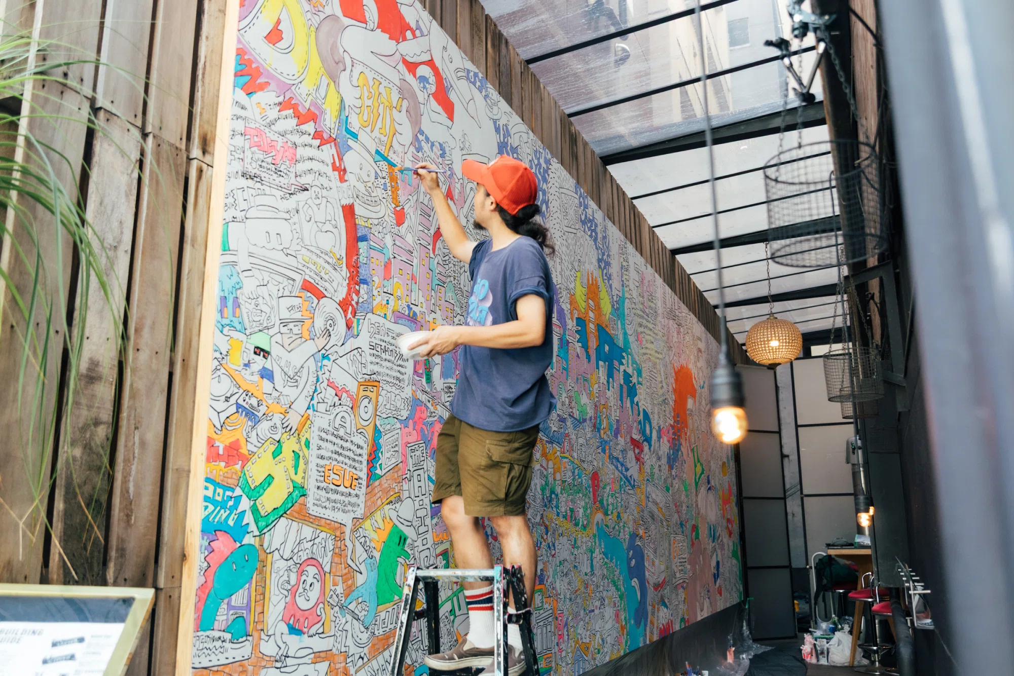 日本橋の街を彩る壁画完成！アートを巡ってスタンプラリーを楽しもう