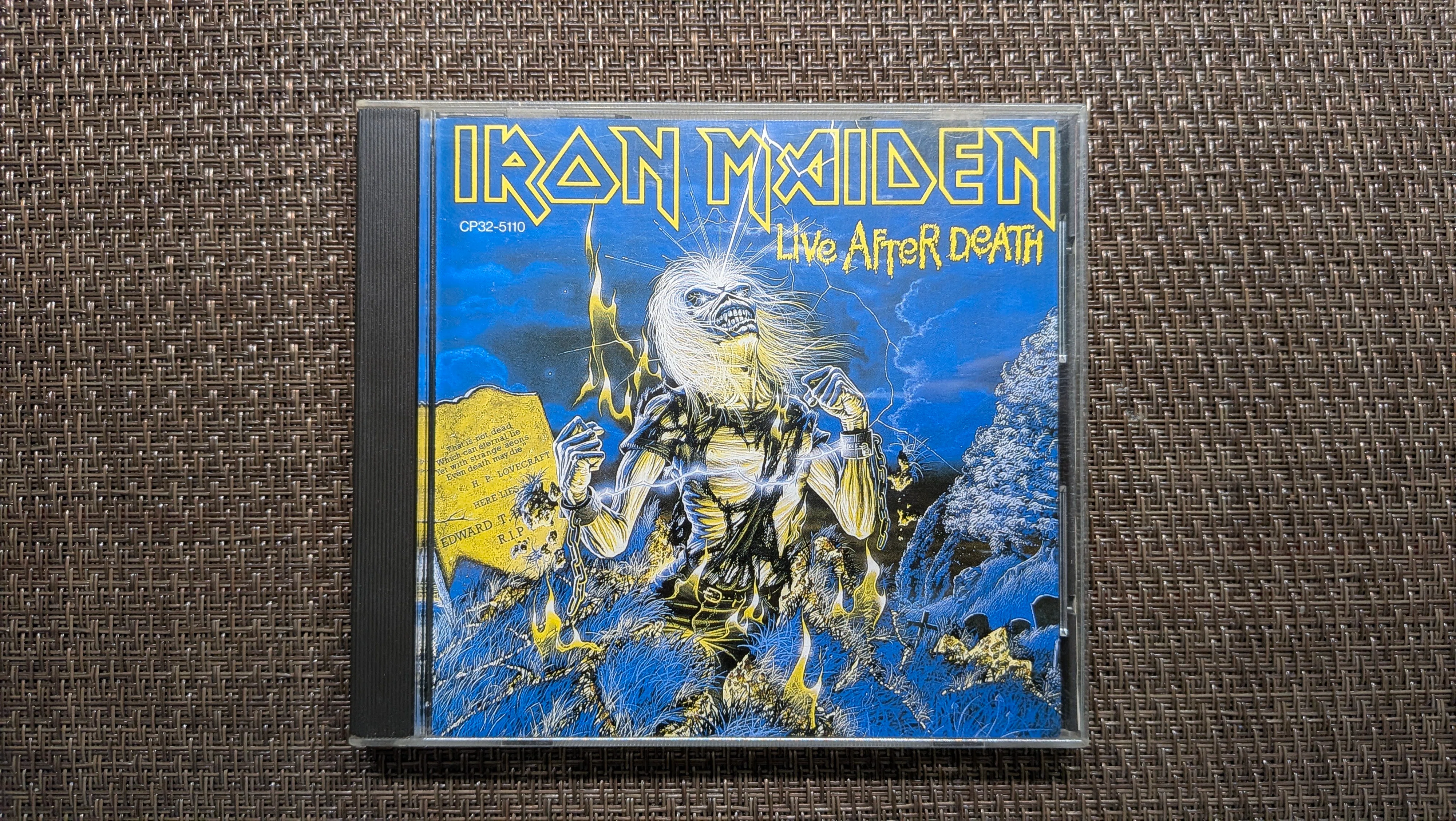 IRON MAIDEN（アイアンメイデン）