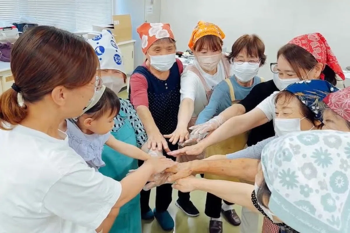 Local grandmas and grandpas become rice ball shop owners. A first for ...