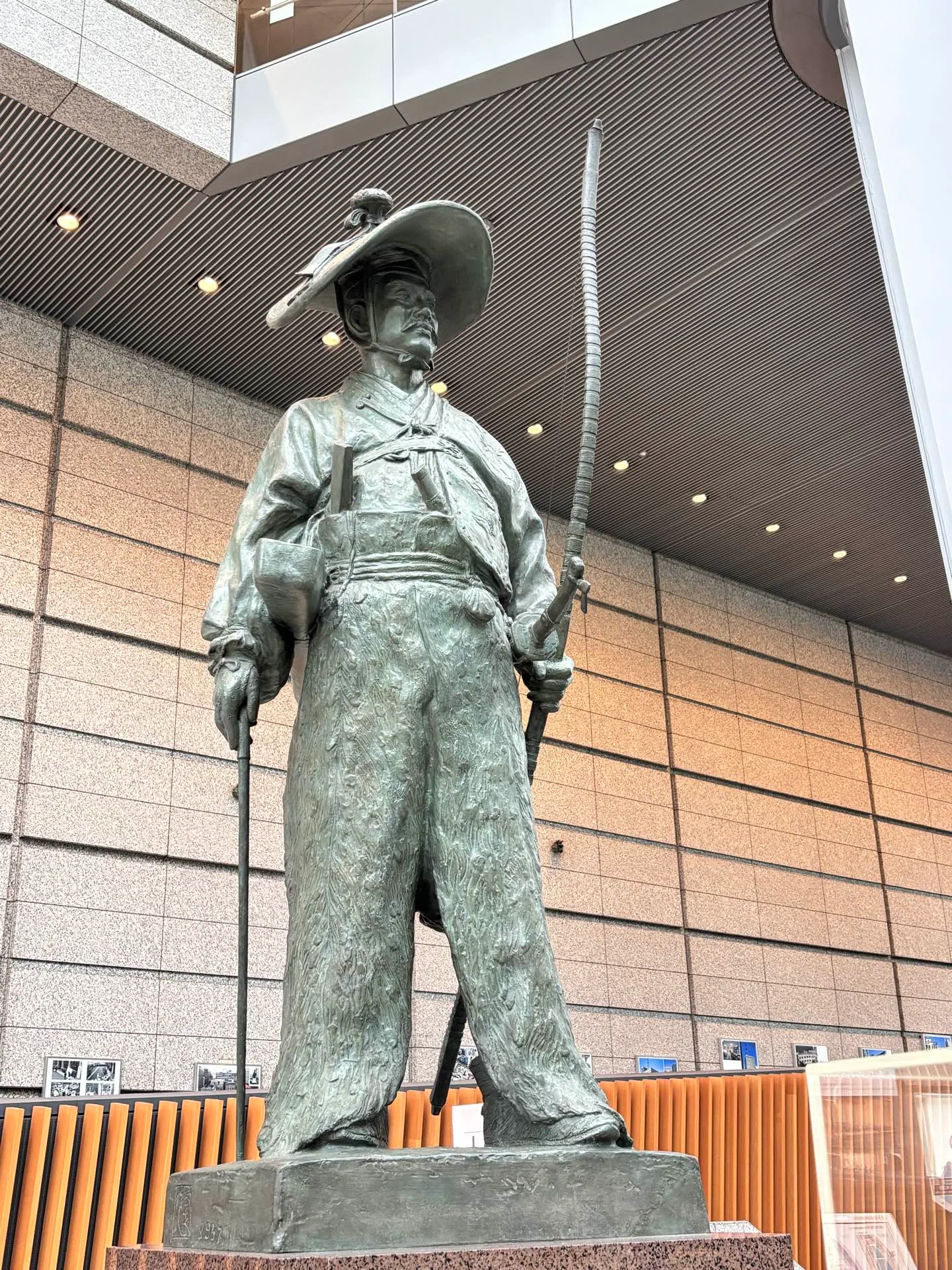 太田道灌とは？江戸城を最初に築いた武将の生涯と悲劇【江戸、歩活