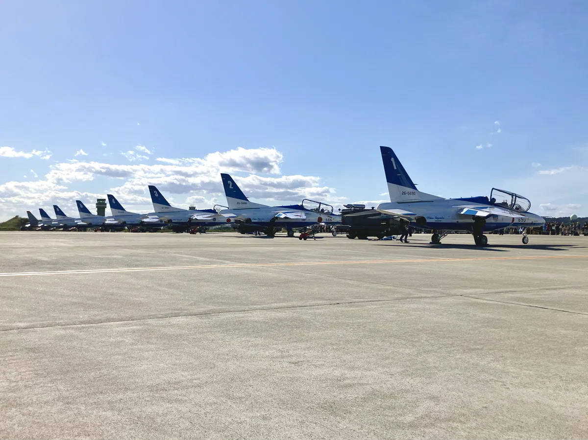 松島基地航空祭に第21飛行隊のF-2B記念塗装機｜航空ファン編集部