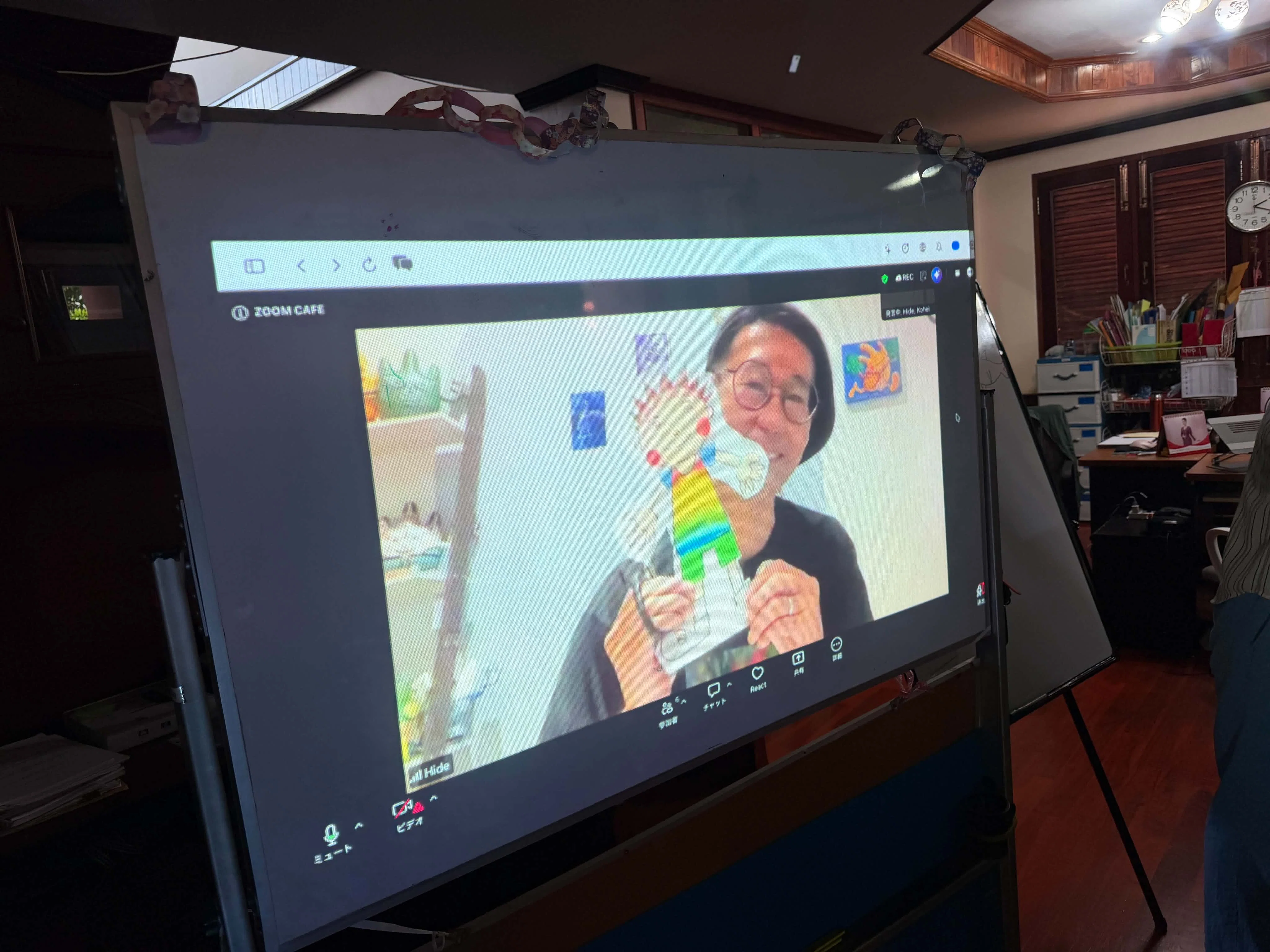 Drawing Our Families and Framing Them: Japan Heart Laos Online Workshop ...