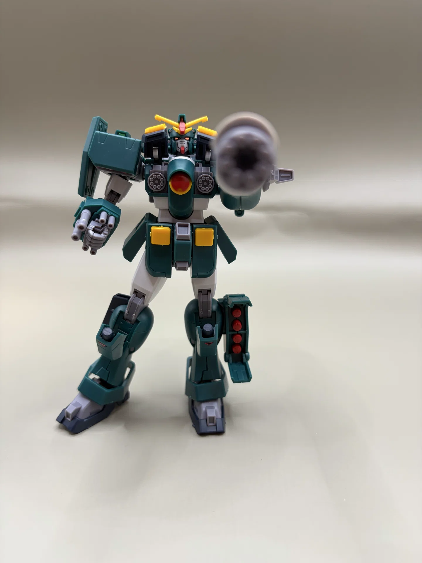 HG 1/144 ガンダムレオパルド製作後レビュー ～重火器モリモリなのに