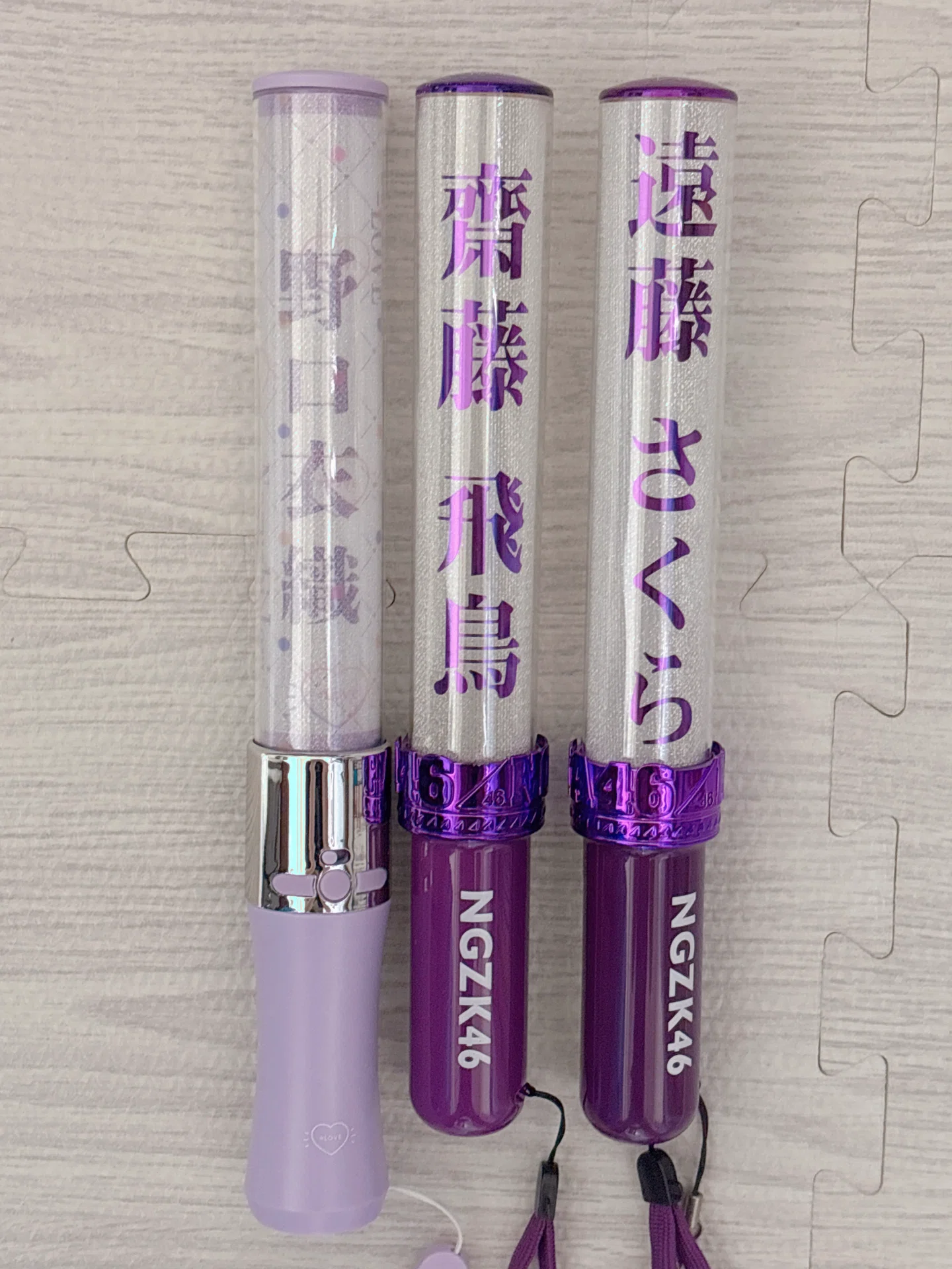 初めて＝LOVEのグッズを買った。飛鳥とさくの隣に「野口衣織」が並んだ