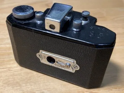 MIKKER 35 ボルタ判フィルムカメラ MIKKER 35 ボルタ判フィルムカメラ スタート35」というボルタ判カメラ