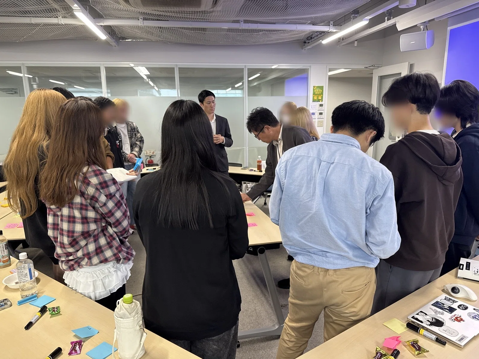 Thinking about the future of sewage with students: A lecture and ...