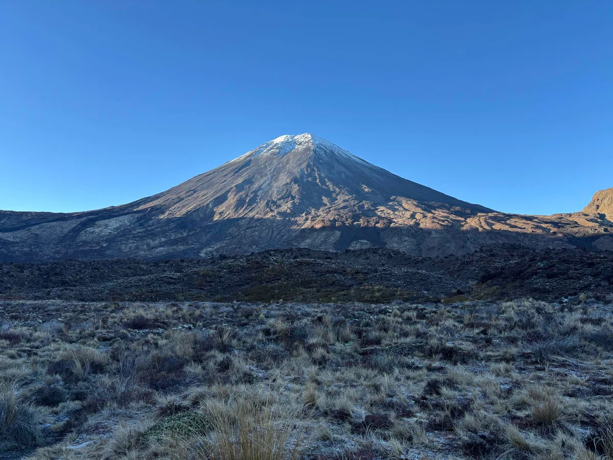 [Walking New Zealand #06] To 'Mount Doom'! The spectacular volcanic ...