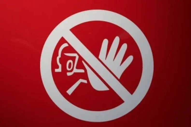 I Met a Scammer from a Dating App! 9 Ways to Spot Dangerous Men｜ヒロイン昇格 ...