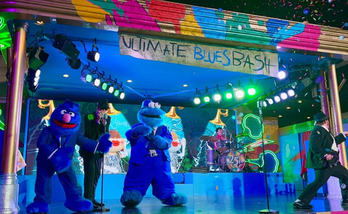 Music Colour In A Masterpiece Packed with Theme Park Fun! 'Ultimate Blues Bash: The ...