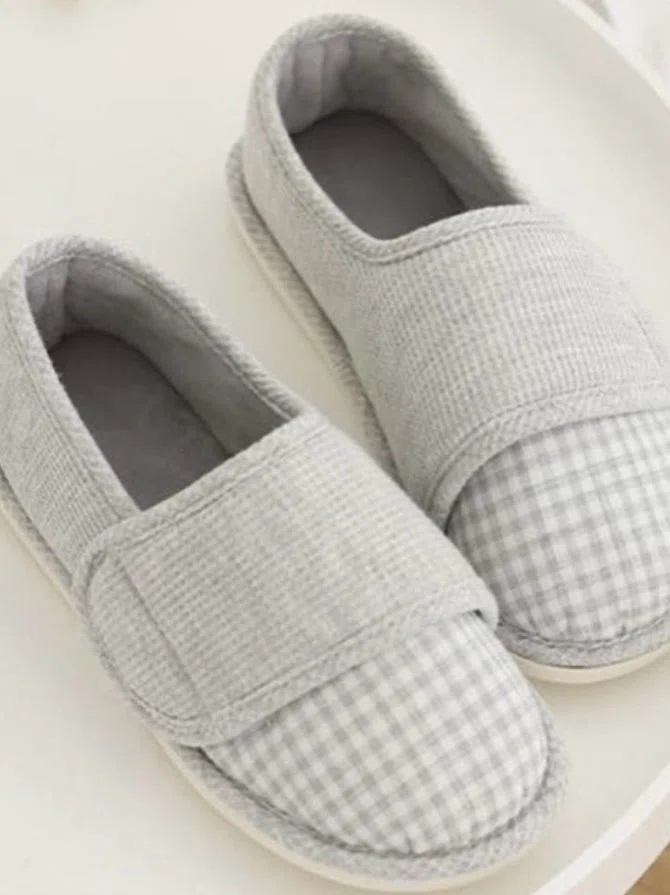 37 [Cerebral Hemorrhage] The story of how changing my slippers improved ...