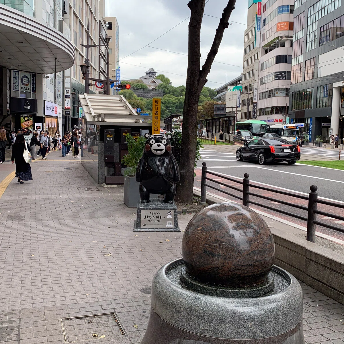 熊本おでかけ】新しいくまモンの石像と、初めてのZINEフェス。ぶらぶら
