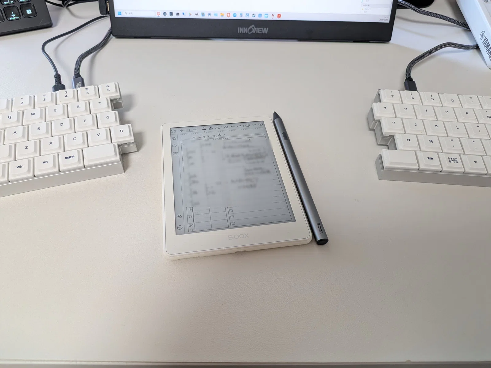 The Perfect Size Handwritten Electronic Notebook: I Bought the BOOX Go ...