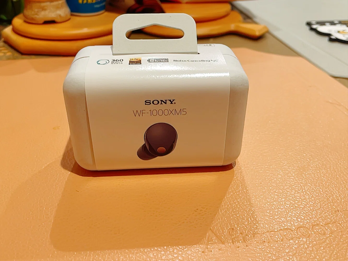 奥さん用にWF-1000XM5を購入｜齋藤健二