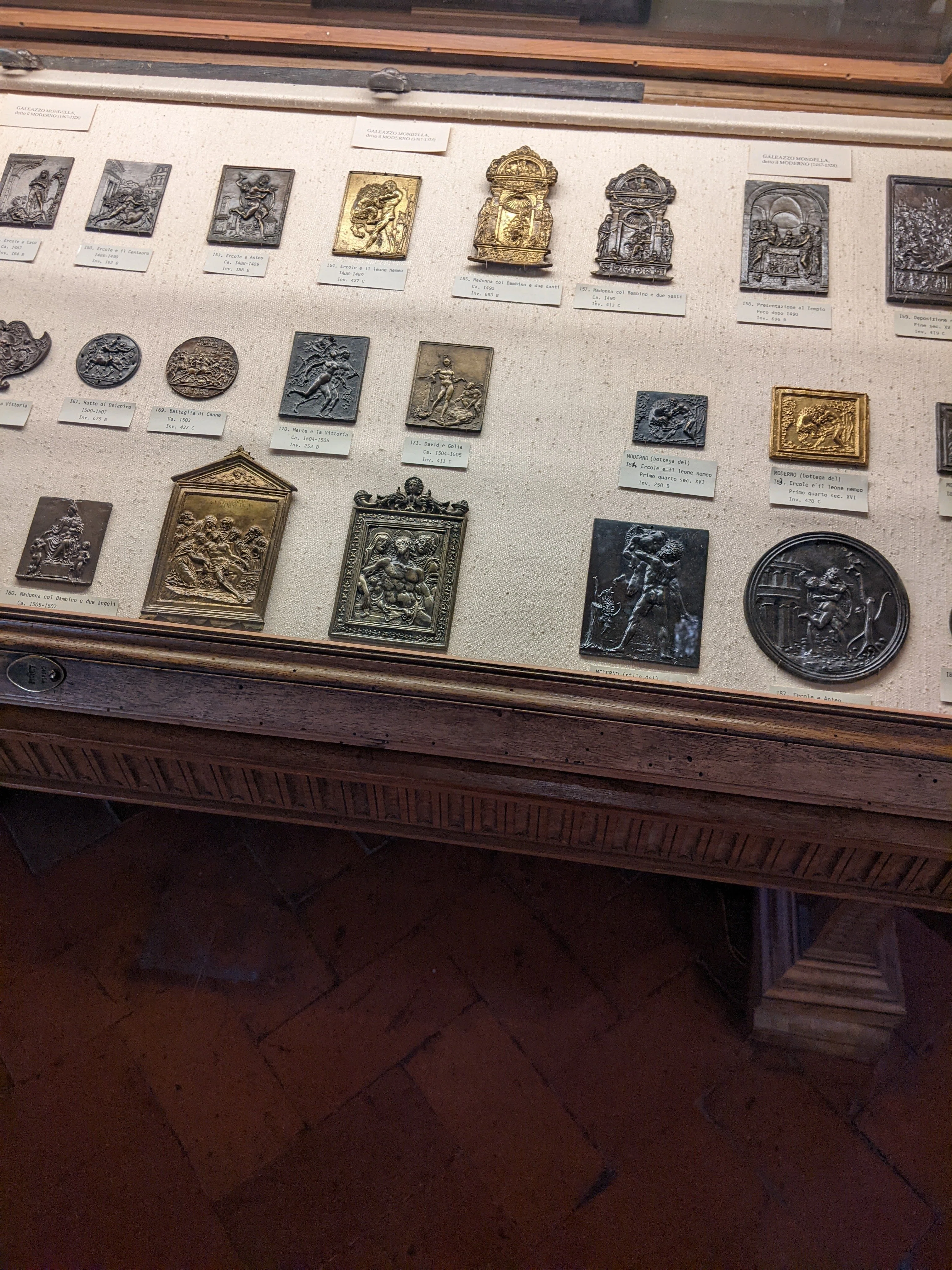 イタリアルネサンス期の金細工品が残存する奇跡｜朝野春未