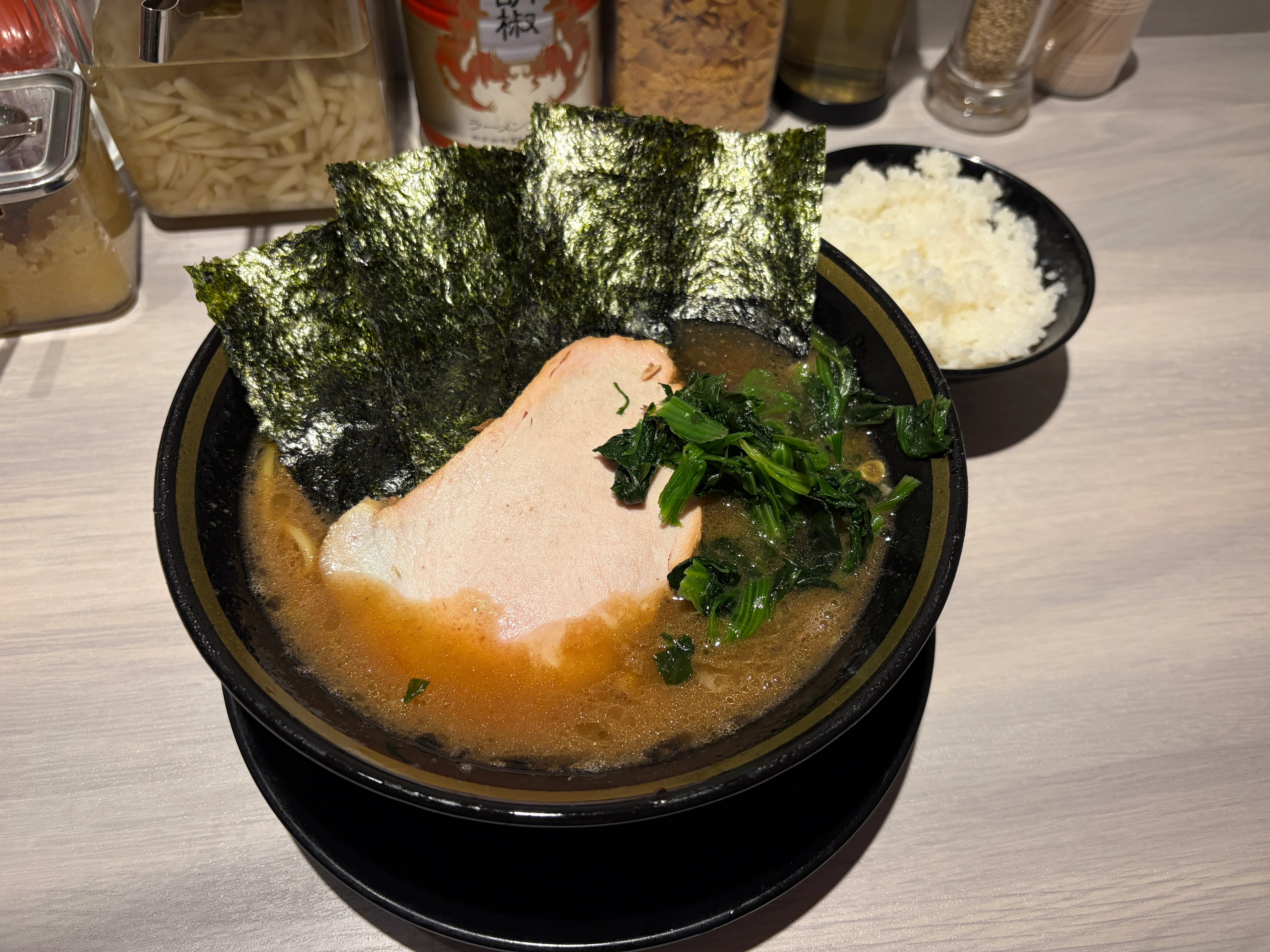 横浜家系ラーメン こむろ家（ラーメン_市ヶ谷_20261001）｜非向上心