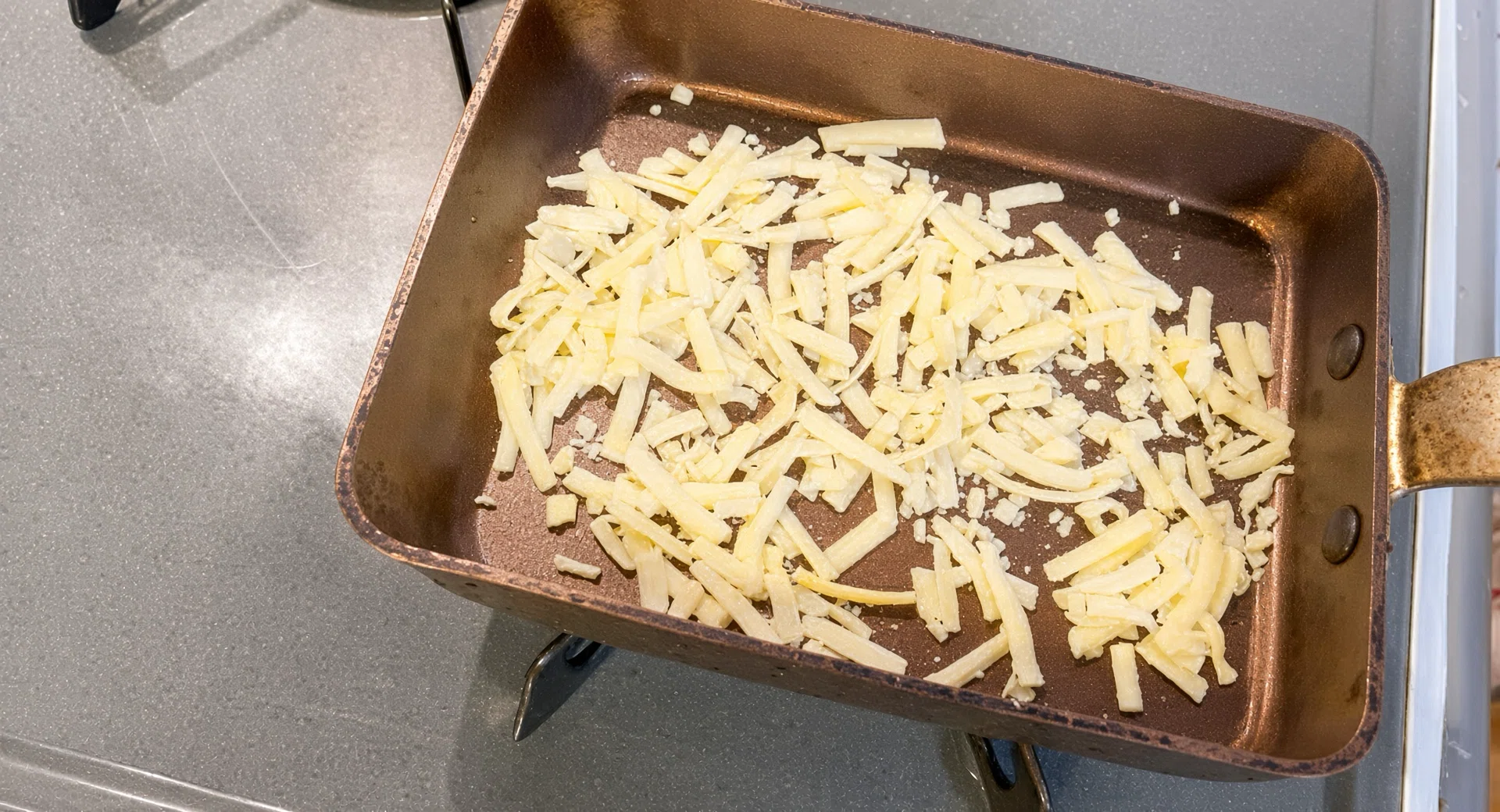 How to make crispy cheese enoki mushrooms by binding them with potato ...