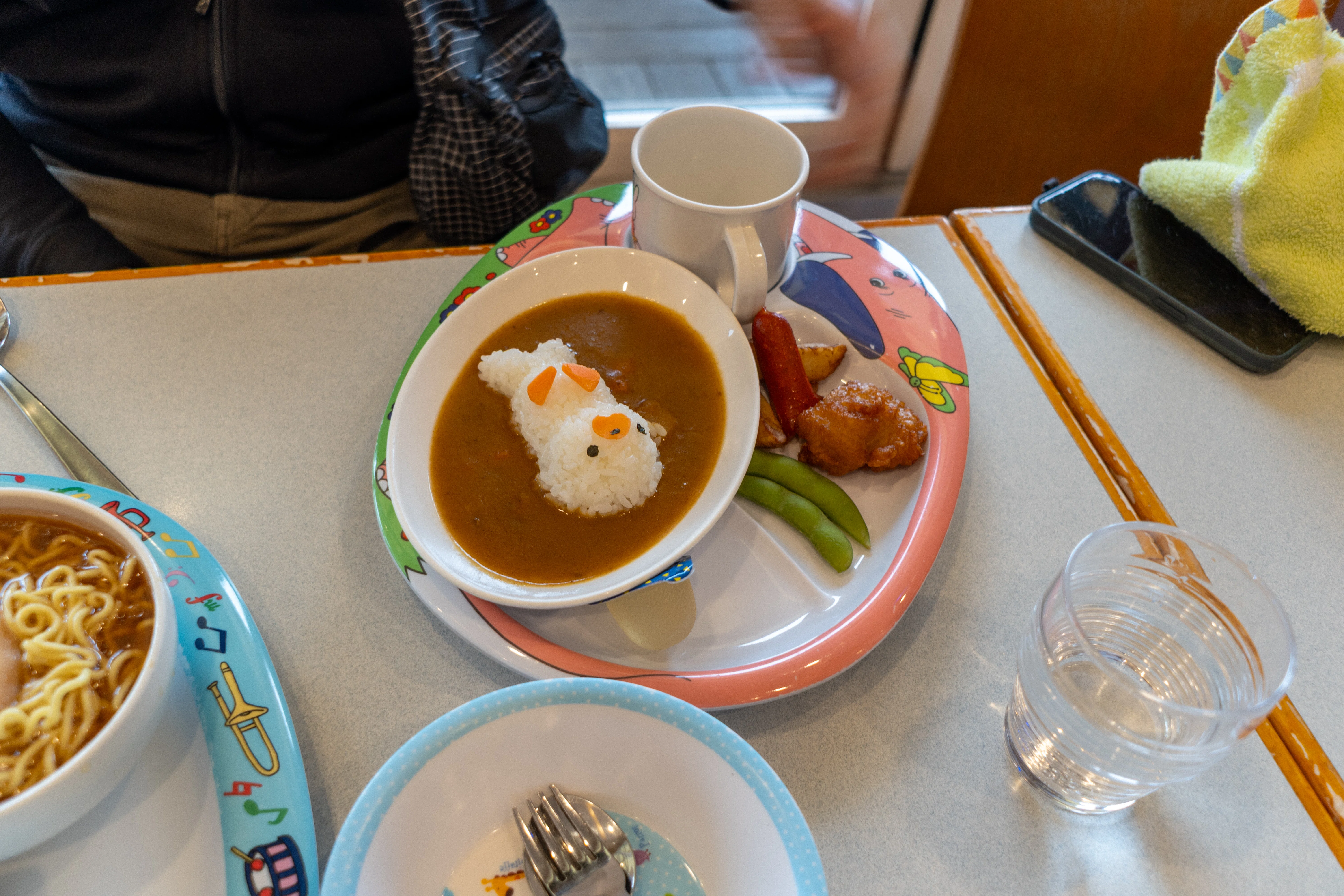 SNS, Outings, and Time with Children｜chataro