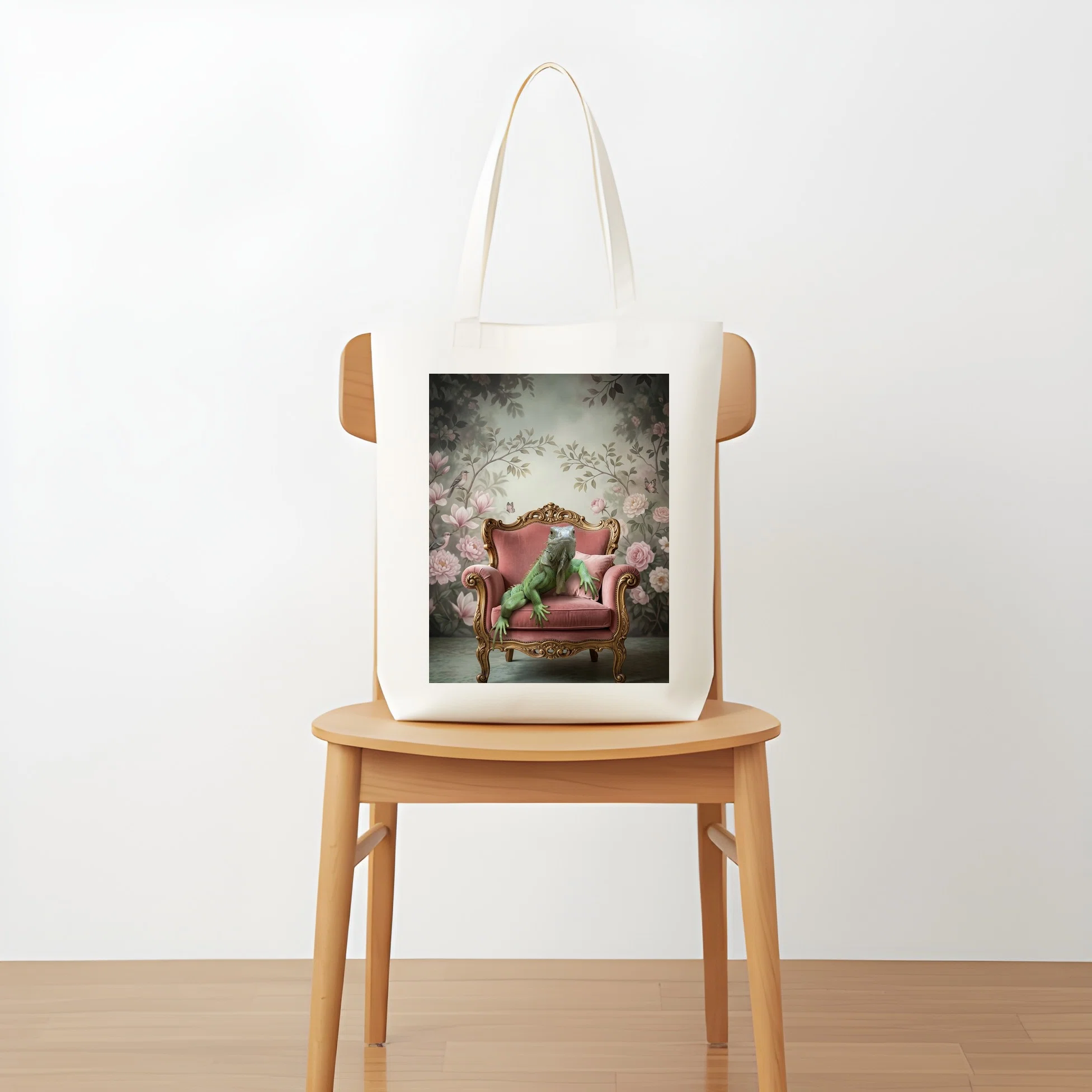 Our Rococo-style shabby pink Green Iguana tote bag is now available!｜うち ...