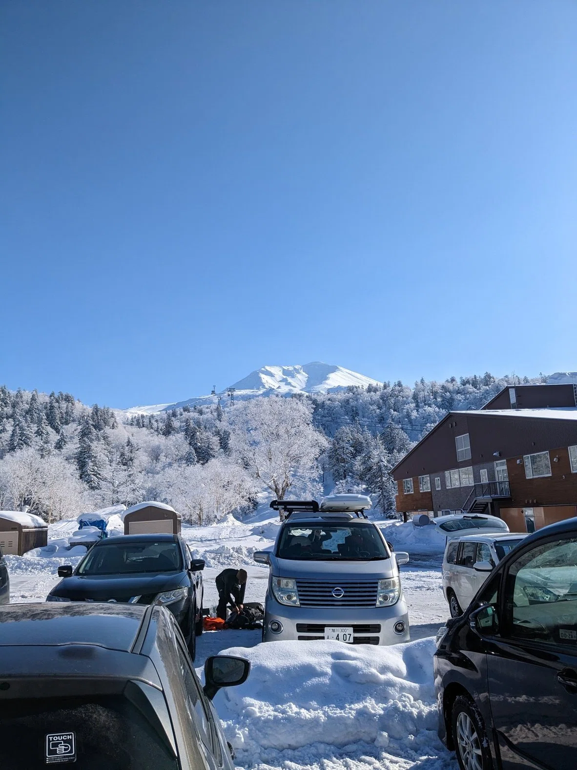 [100 Famous Mountains #54] Mount Asahi, Daisetsuzan | A Grand Panorama ...