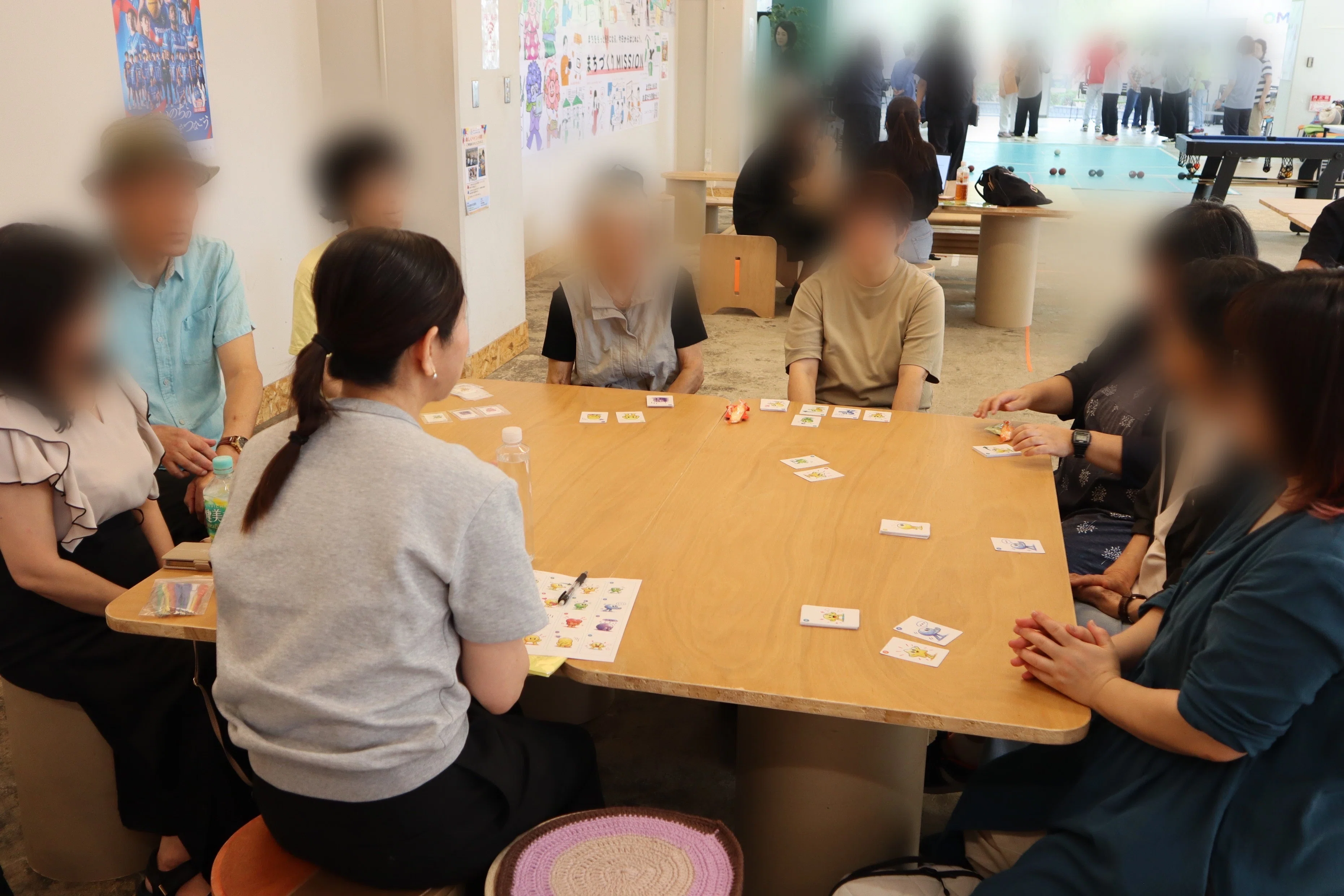 I started 'Card Dialogue @ Hotori', where we place cards between us and ...