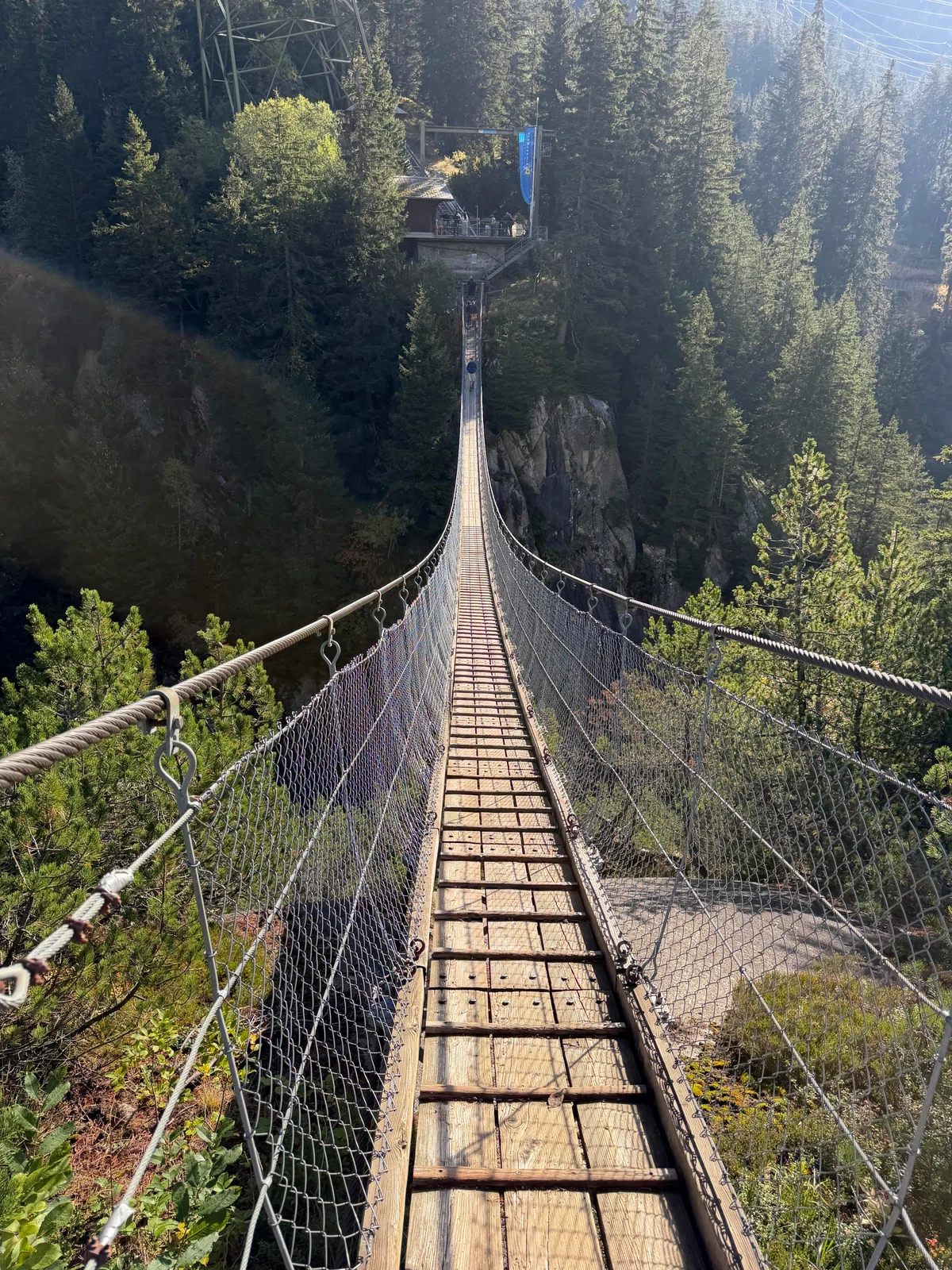 Swiss Hiking (8) Gelmersee - The World's 2nd Steepest Funicular｜0066