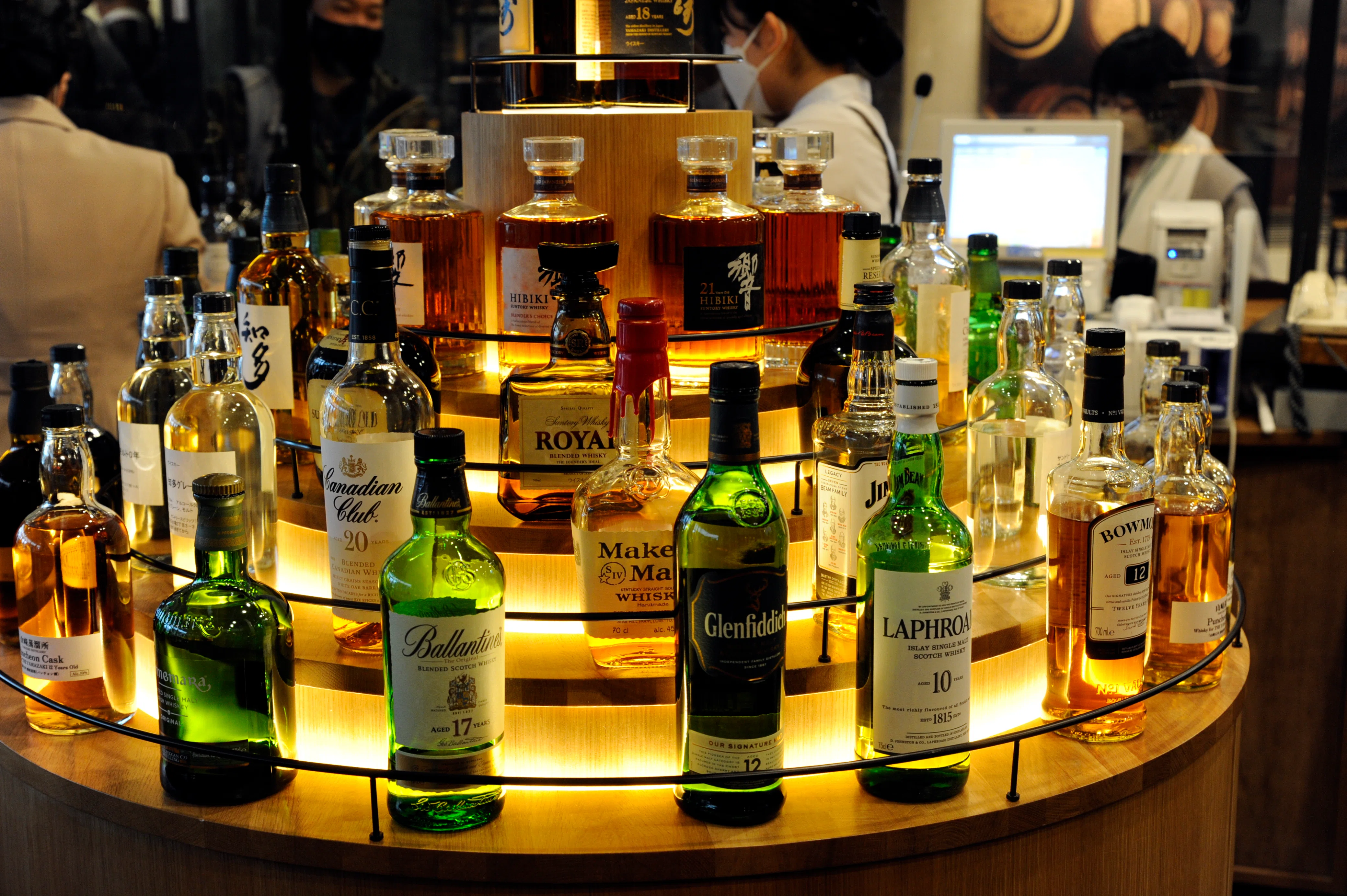 Suntory Yamazaki Distillery Tour Report: Tasting Included