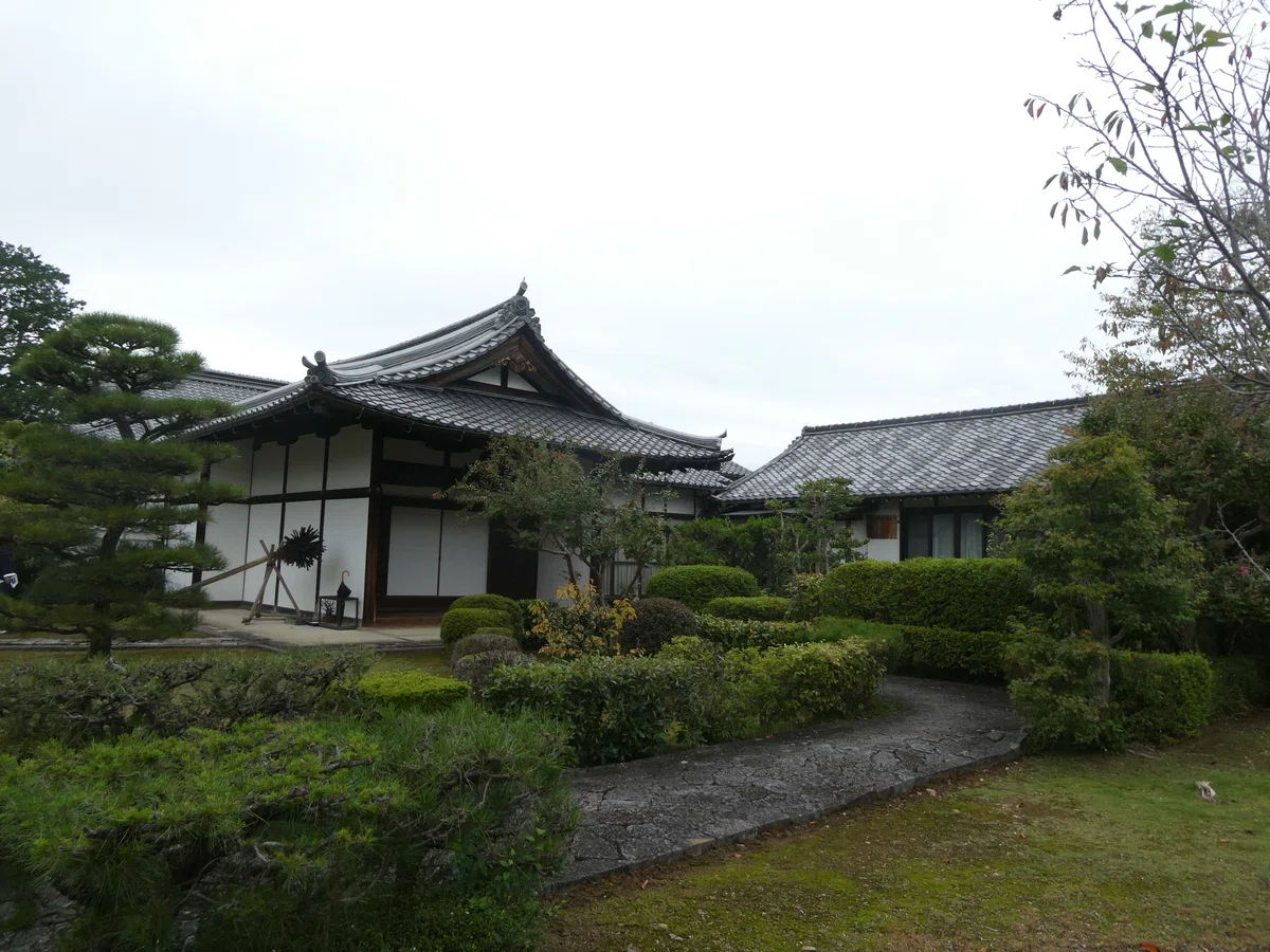 Fish Temples Eye Special Opening of the Todai-ji Kanjin-sho: Shonin Kokei, Who Devoted ...