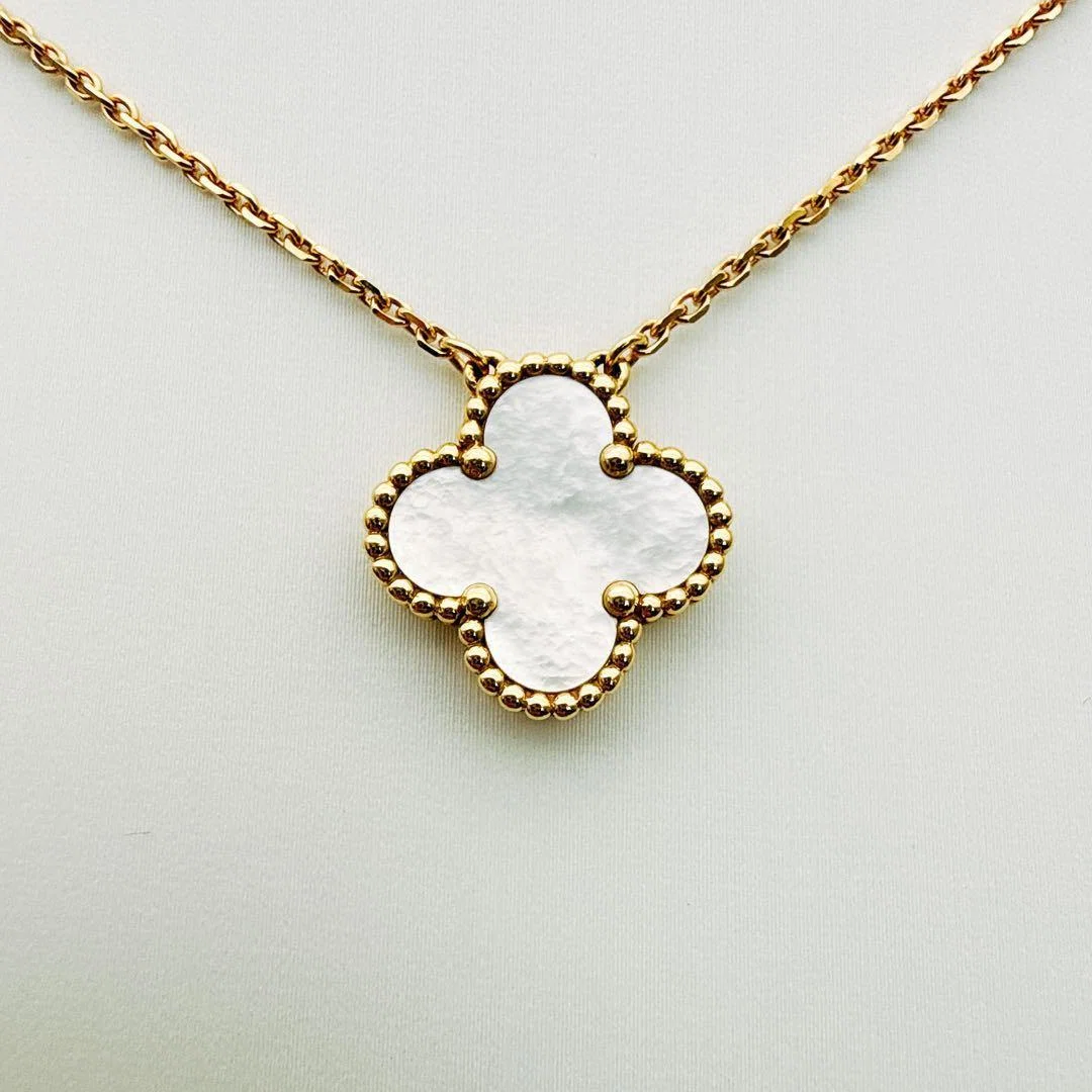 [Popular Models] Brand Jewelry That Suits Each Personal Color｜LUNALOT ...