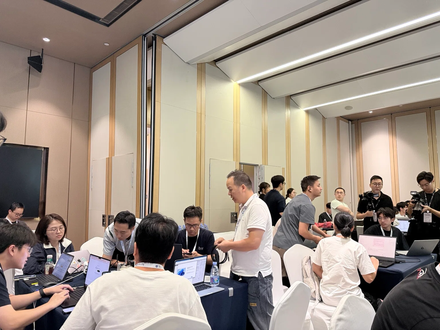 Agibot Shenzhen Field Report: Considering Robot Hand Implementation ...