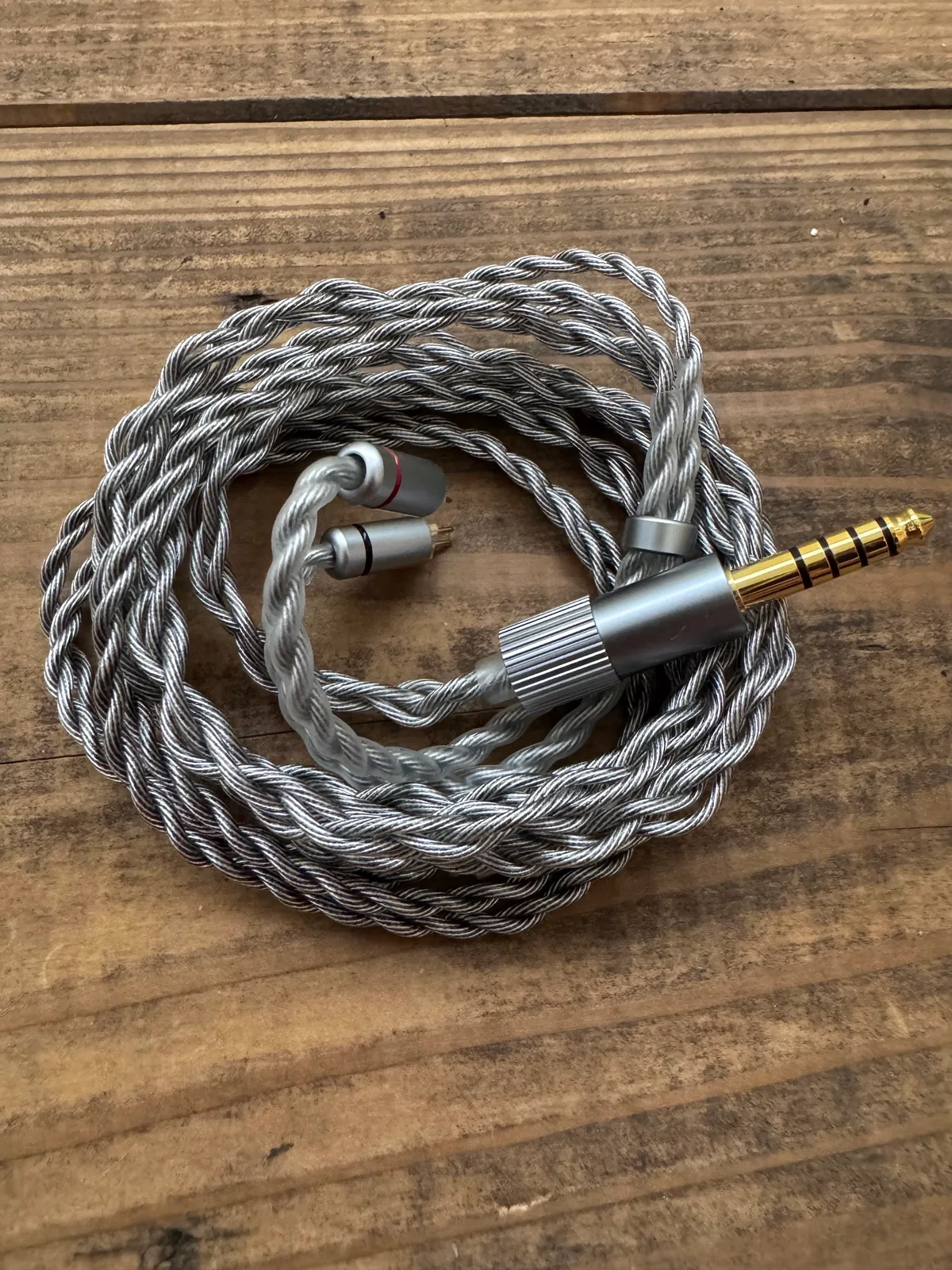 [Review] MOONDROP Aria 2 | Singing up close, ringing sharply. Enjoying ...