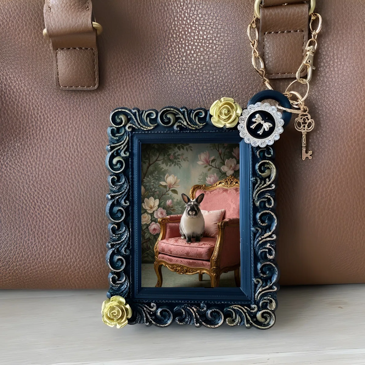 The Himalayan Rococo Shabby Pink bag charm is now available!|うちの子ルネサンス ...