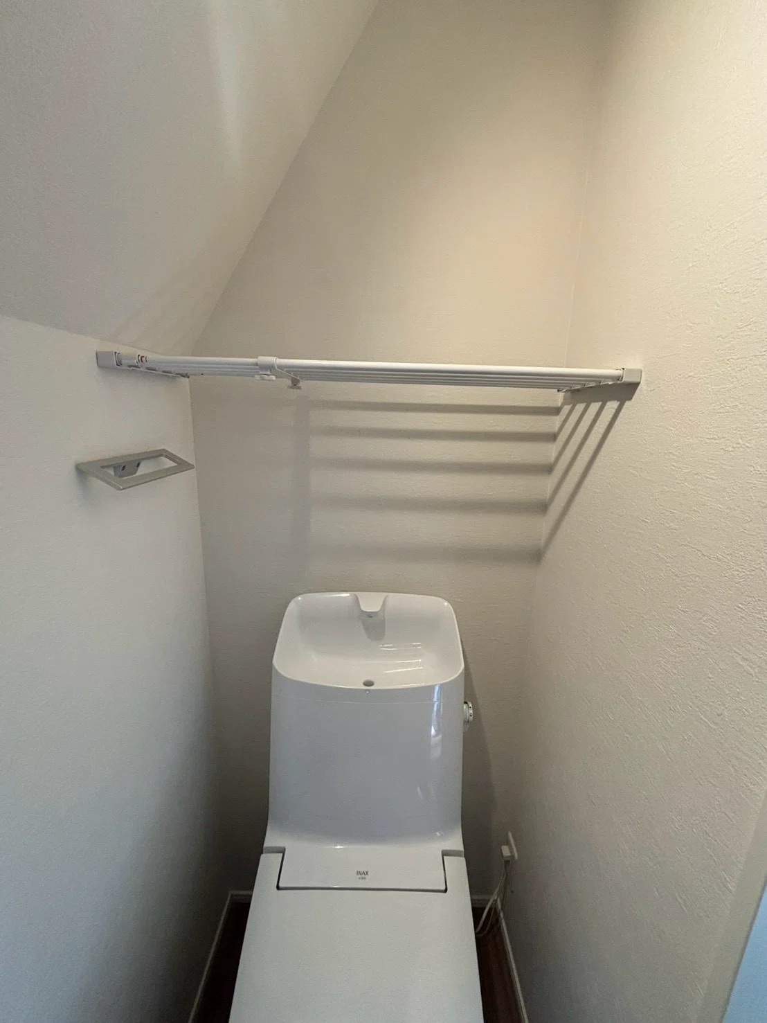 What to do about storage in a toilet with a sloped ceiling? A simple ...