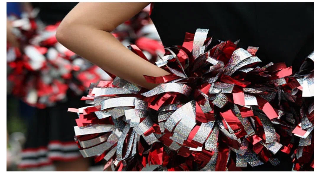 What is Cheerleading? An Introduction to Features, Skills, and ...