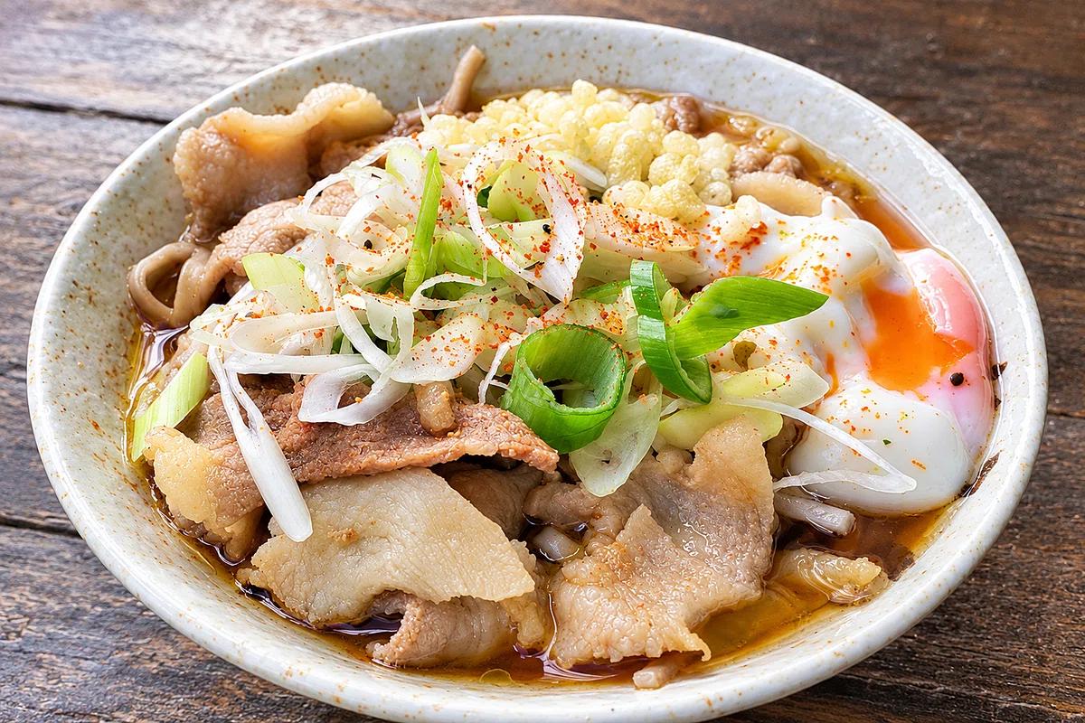 [Standing Soba Visit Report] Digging into a bowl of 