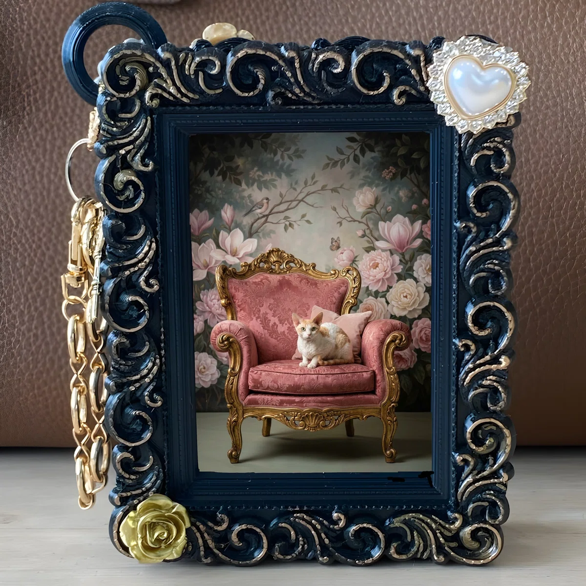 Sack Frame Design A Devon Rex Rococo-style shabby pink bag charm is now available!|うちの子 ...