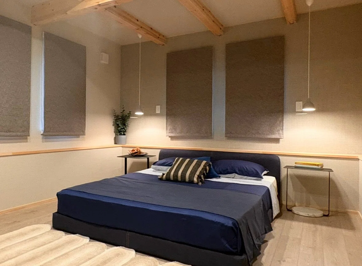 Room Tour Vol. 19: Nordic & Japandi Mix × Triangular Roof Skip Floor ...