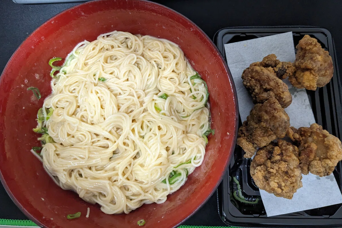 [Meal Log] 10/23 Cosori, working at full capacity on a Friday night.｜ふね