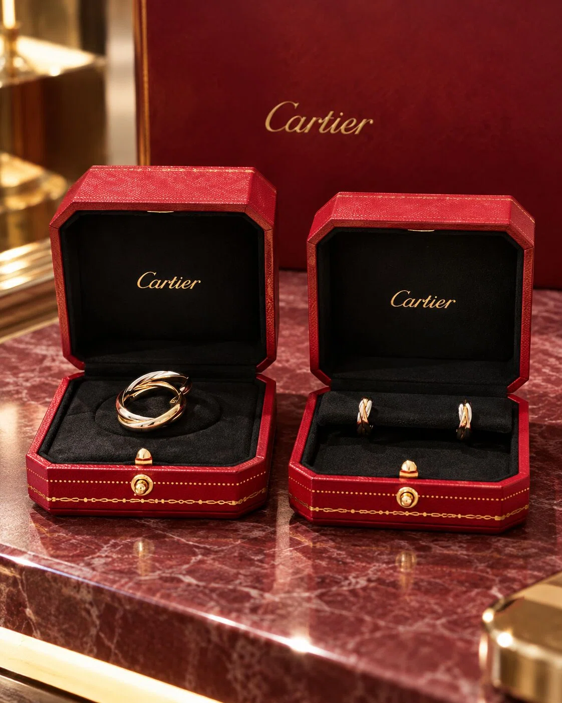 [Cartier] Trinity ring and earrings♡ Thrilled by the three colors of ...