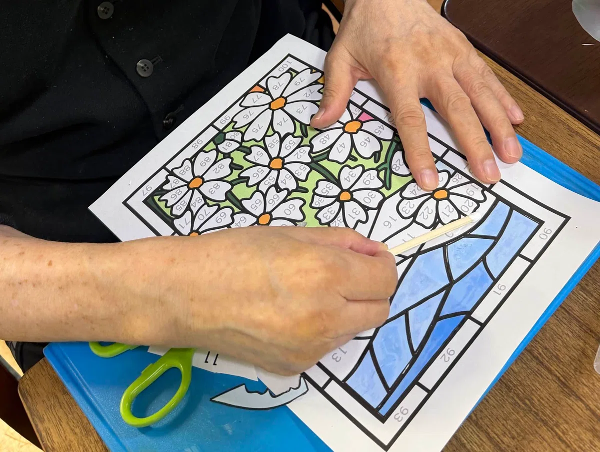 [Dementia Prevention Recreation] Craft Kit | Puzzle-style Paper Cutting ...
