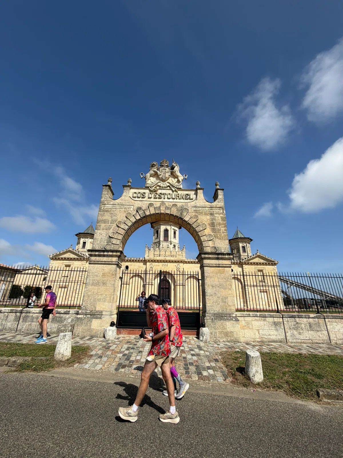 How to Run (or Walk) the Médoc Marathon in France [Part 3]: 42.195km ...