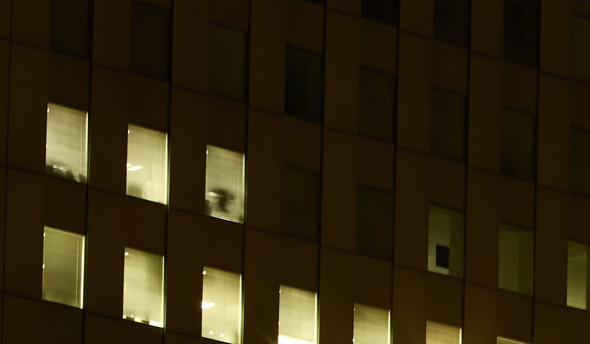 ISO 400, 0.5s vs. ISO 6400, 1/30s — Looking at Exposure Trade-offs on a ...