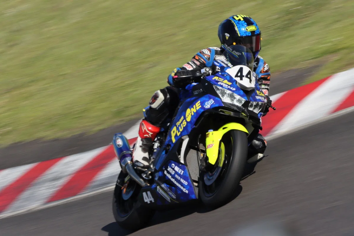Trrottle Why does acceleration differ between machines even when the throttle is ...