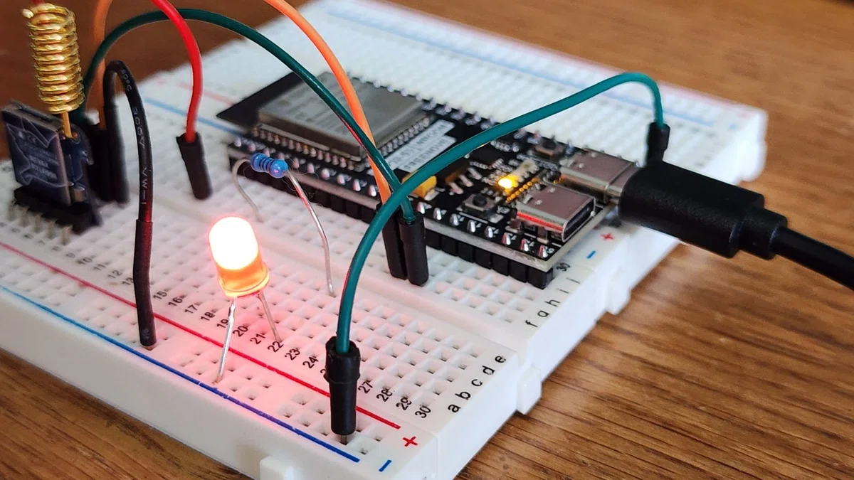 Blocking 500,000 items with a $2 microcontroller: A memory-efficient ...