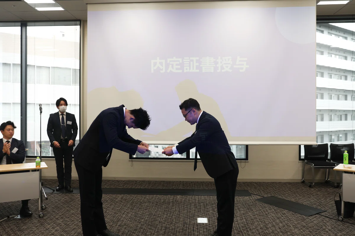 [Event Report] Tsunaguba Holds 2027 Graduate Induction Ceremony｜株式会社ツナ ...