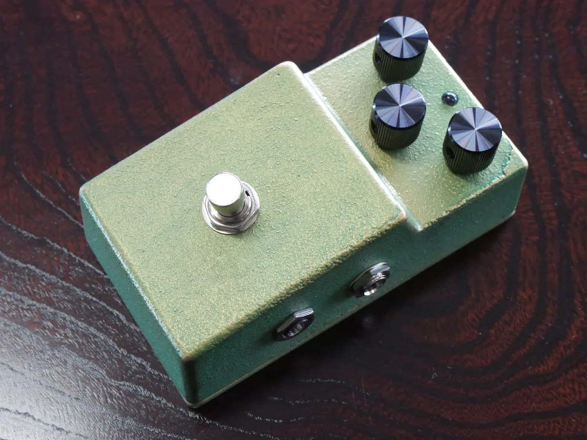 南部鉄器バッファー黒匣-KUROHAKO-で、楽器の音色をもっと豊かに｜kgr
