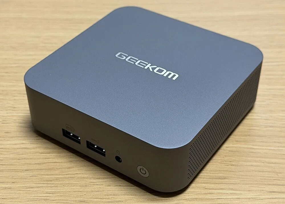 GEEKOM GT13 Pro ミニPC、Core i7-13620H、メモリ 32GBモデルが約11万