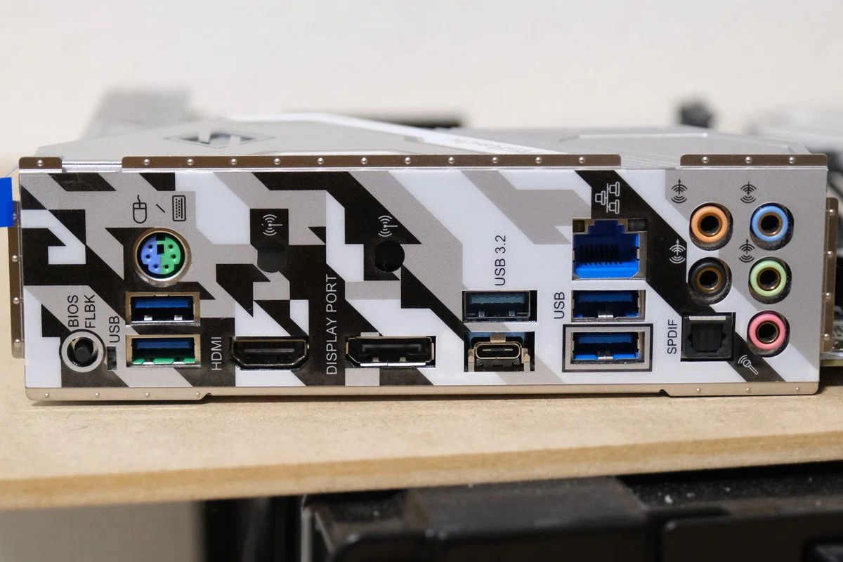 I turned the SkyBarium R3 AMD Ryzen 5 5500U Mini PC + NAS into a