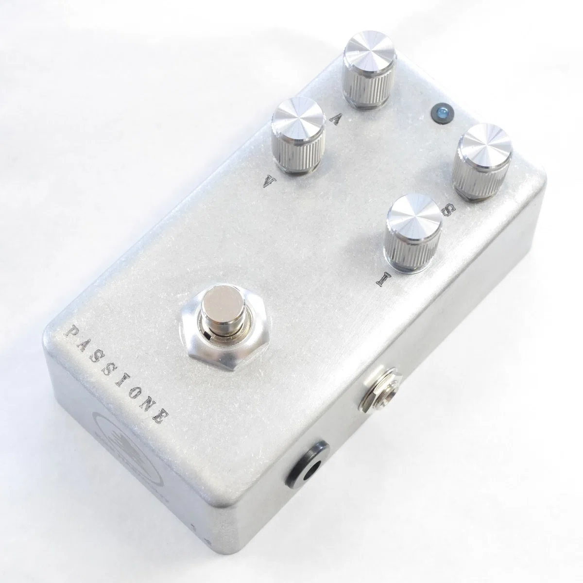 Passione (4Knob Compressor) “かけていることを忘れる”タイプのROSS系