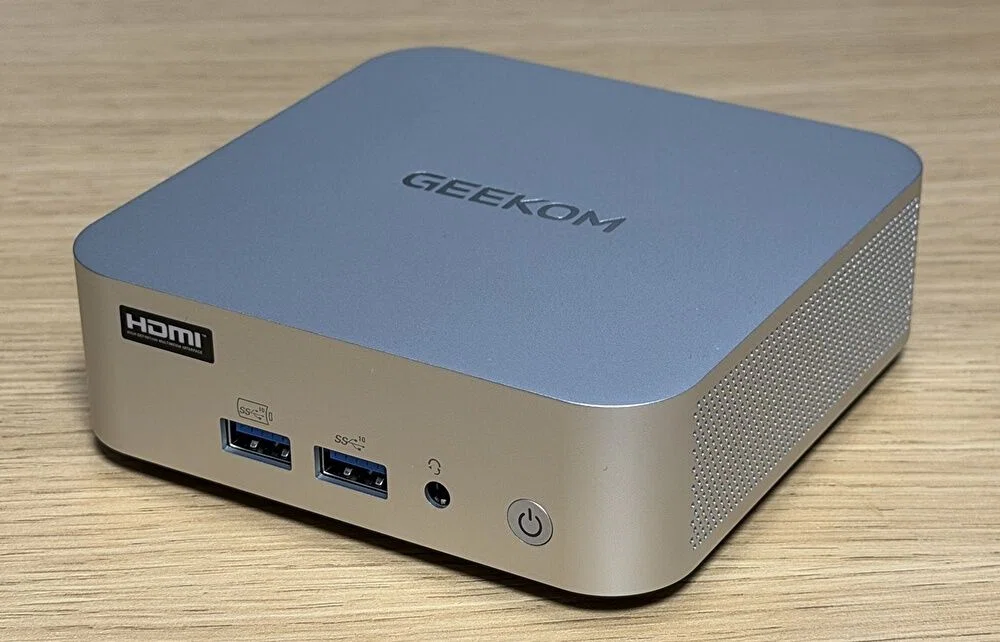 GEEKOM GT13 Pro ミニPC、Core i7-13620H、メモリ 32GBモデルが約11万